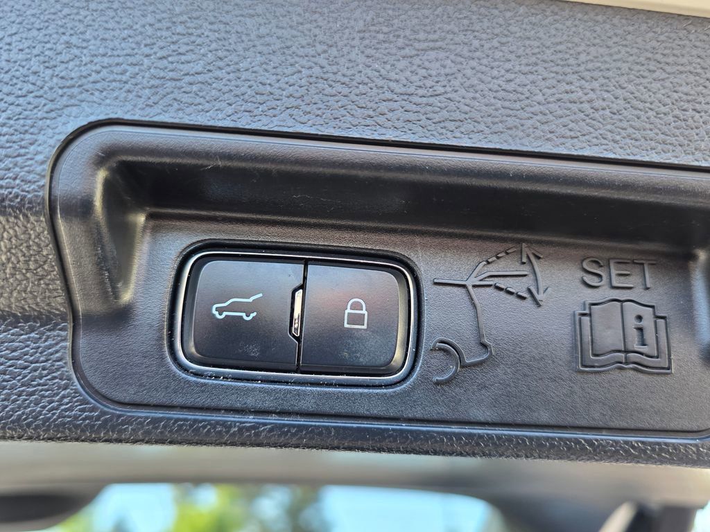 Used 2023 Ford Explorer XLT w/ Equipment Group 202A image 13