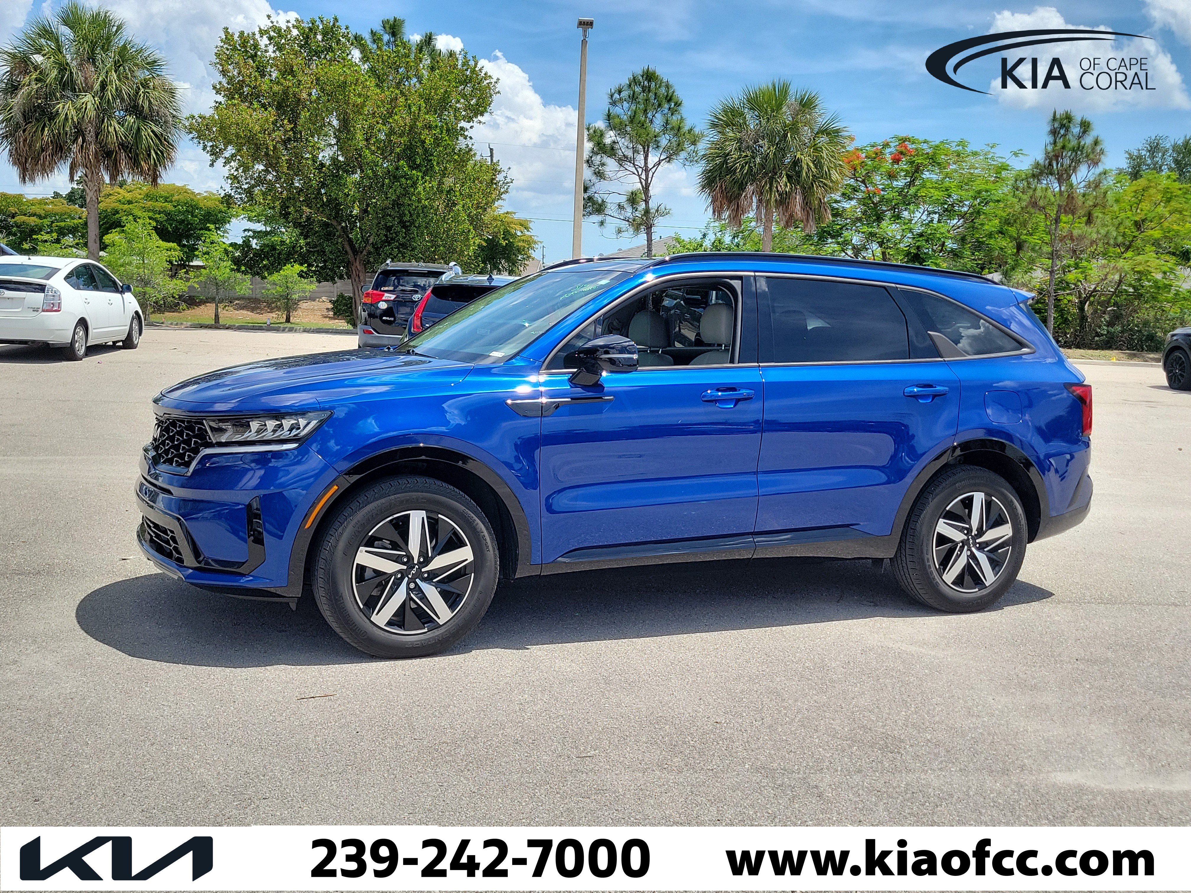 Certified 2023 Kia Sorento S w/ Panoramic Sunroof Package FWD image 7
