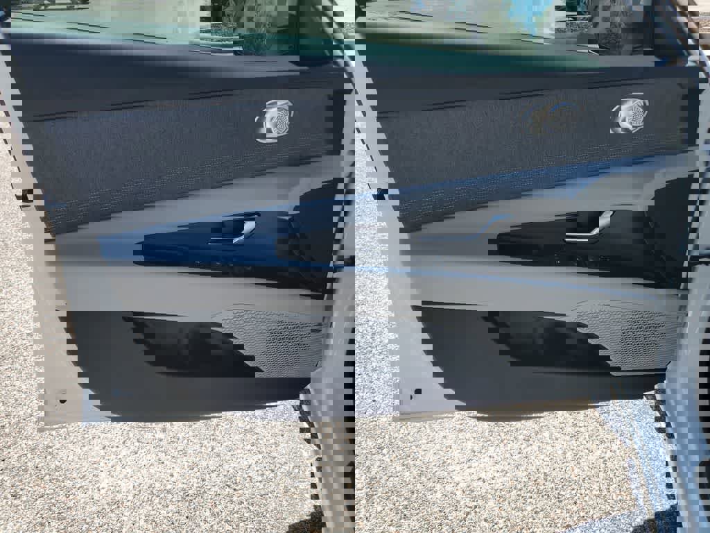 New 2026 Hyundai Elantra Limited image 18