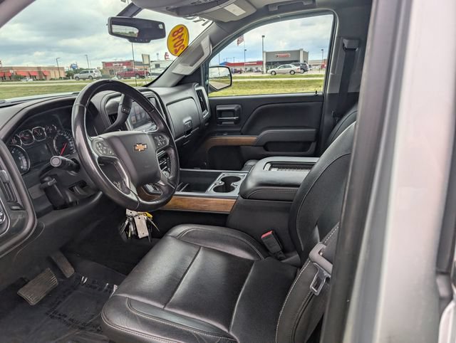 Used 2018 Chevrolet Silverado 1500 LTZ w/ Sport Package AWD/4WD image 15
