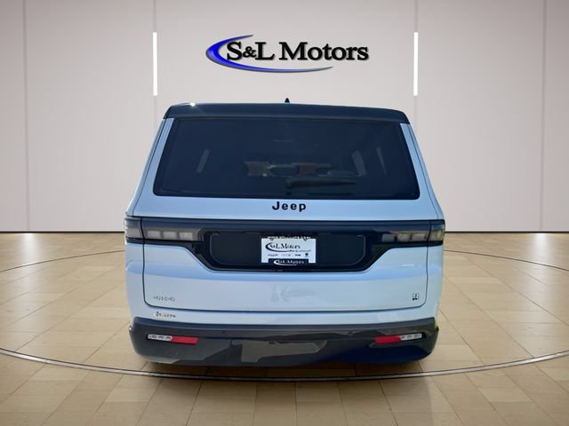 New 2026 Jeep Grand Wagoneer 4WD image 11