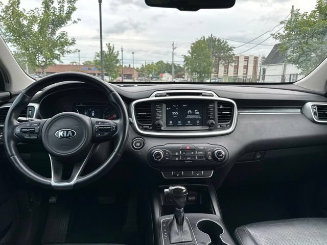 Used 2017 Kia Sorento AWD w/ LX Convenience Package image 3