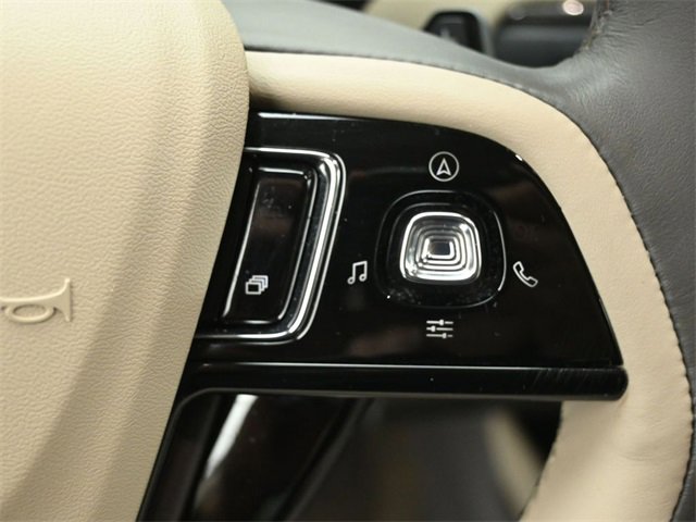 Certified 2023 Lincoln Corsair Reserve w/ Towing Package image 14