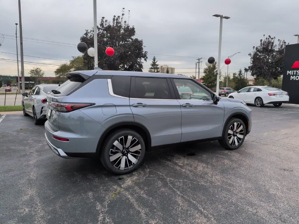 New 2026 Mitsubishi Outlander SE AWD/4WD image 6