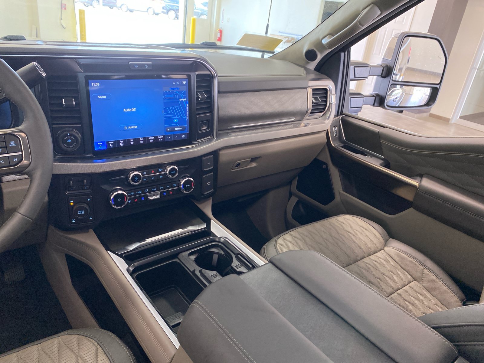 New 2026 Ford F350 Platinum w/ Platinum Plus Package AWD/4WD image 12
