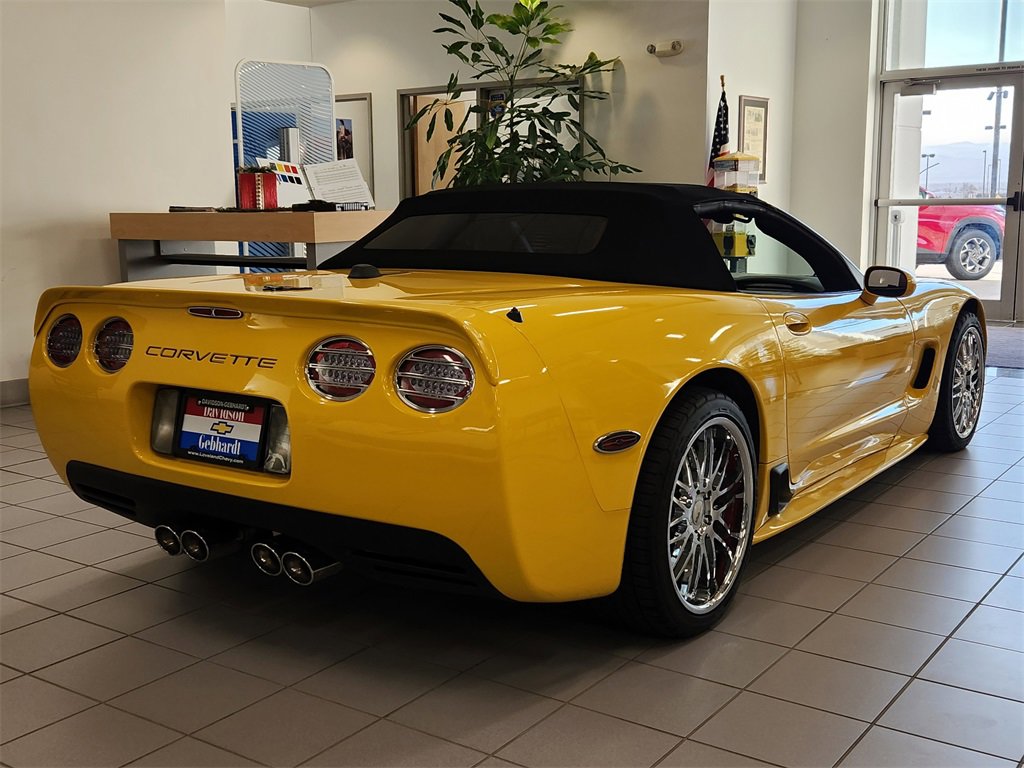 Used 2000 Chevrolet Corvette Convertible w/ Memory Pkg image 3