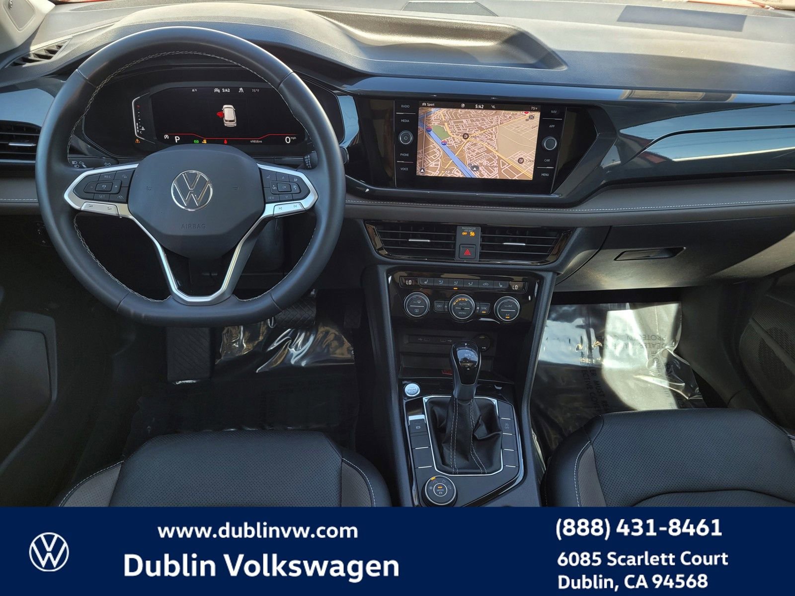Used 2022 Volkswagen Taos SEL image 13