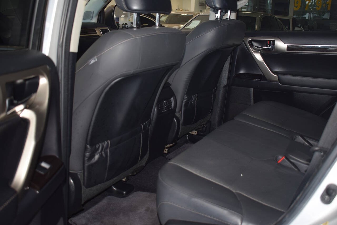 Used 2014 Lexus GX 460 AWD/4WD image 16