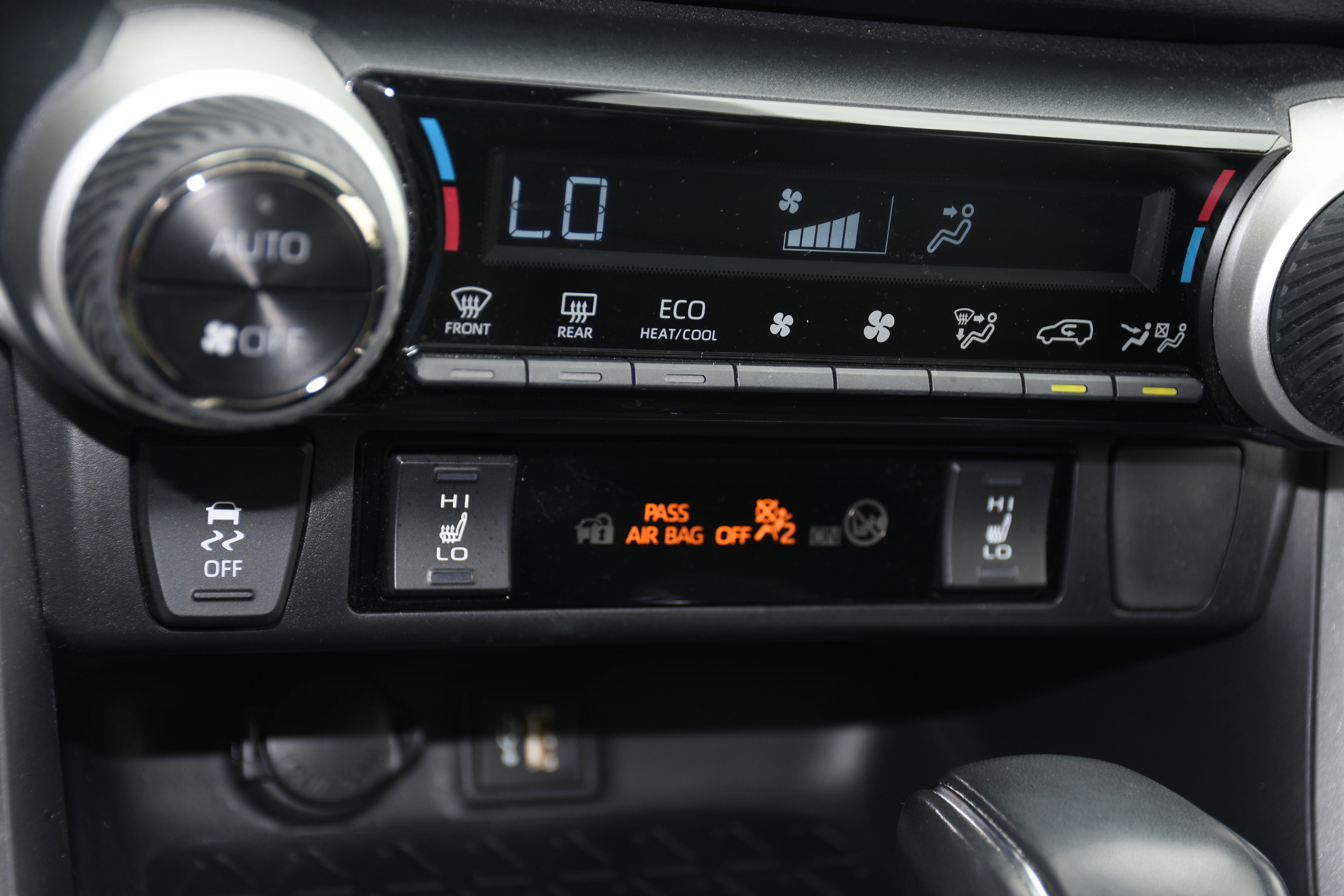 Certified 2023 Toyota RAV4 XLE Premium AWD/4WD image 16