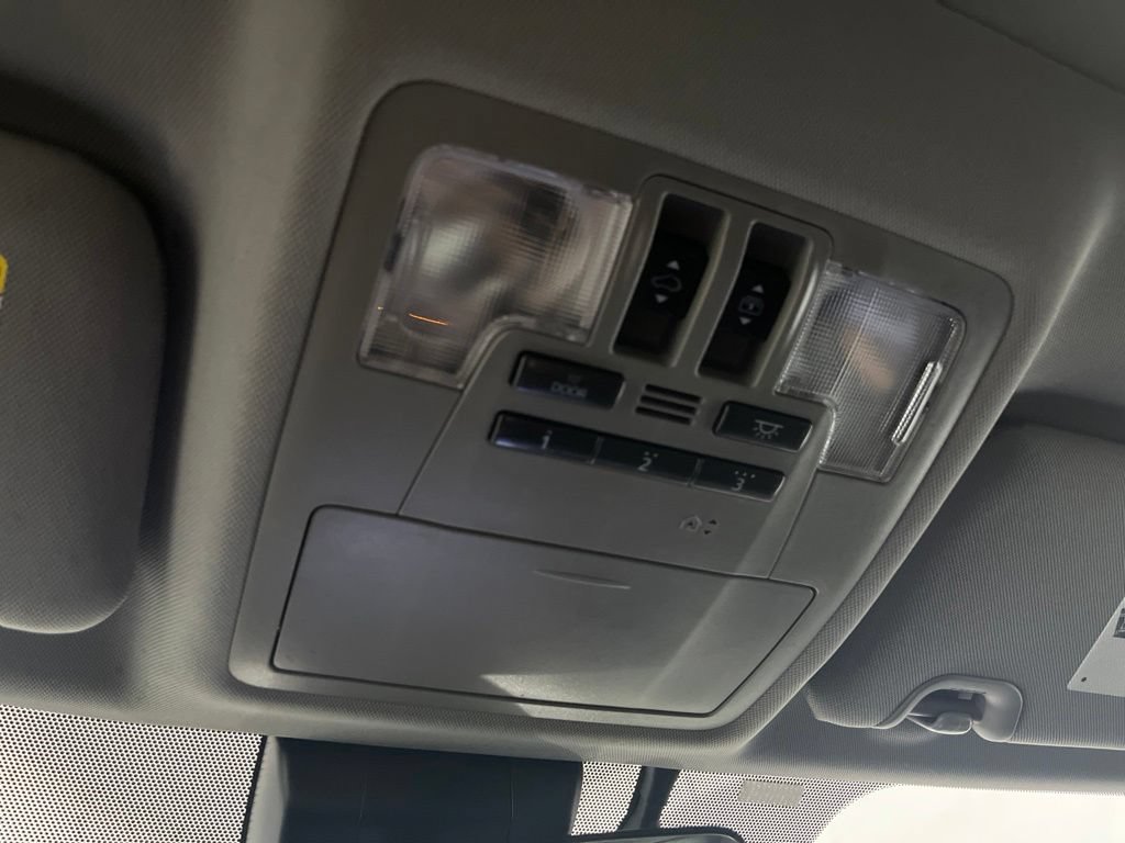 Used 2019 Toyota Highlander Limited AWD/4WD image 75