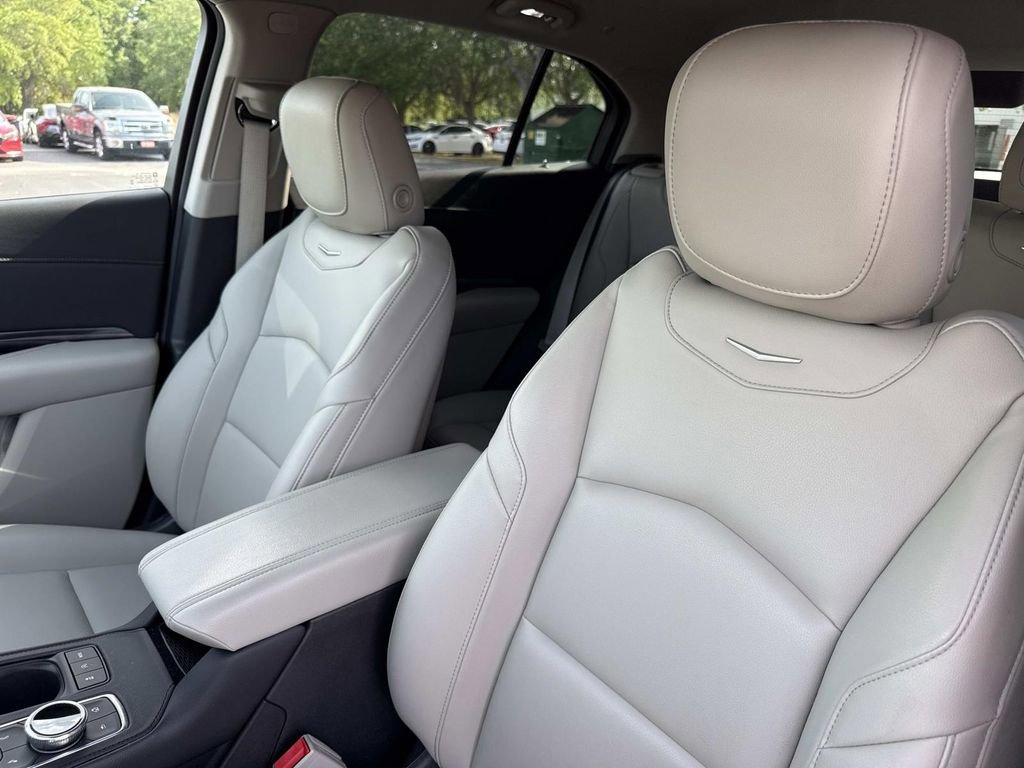 Used 2020 Cadillac XT4 Luxury image 21