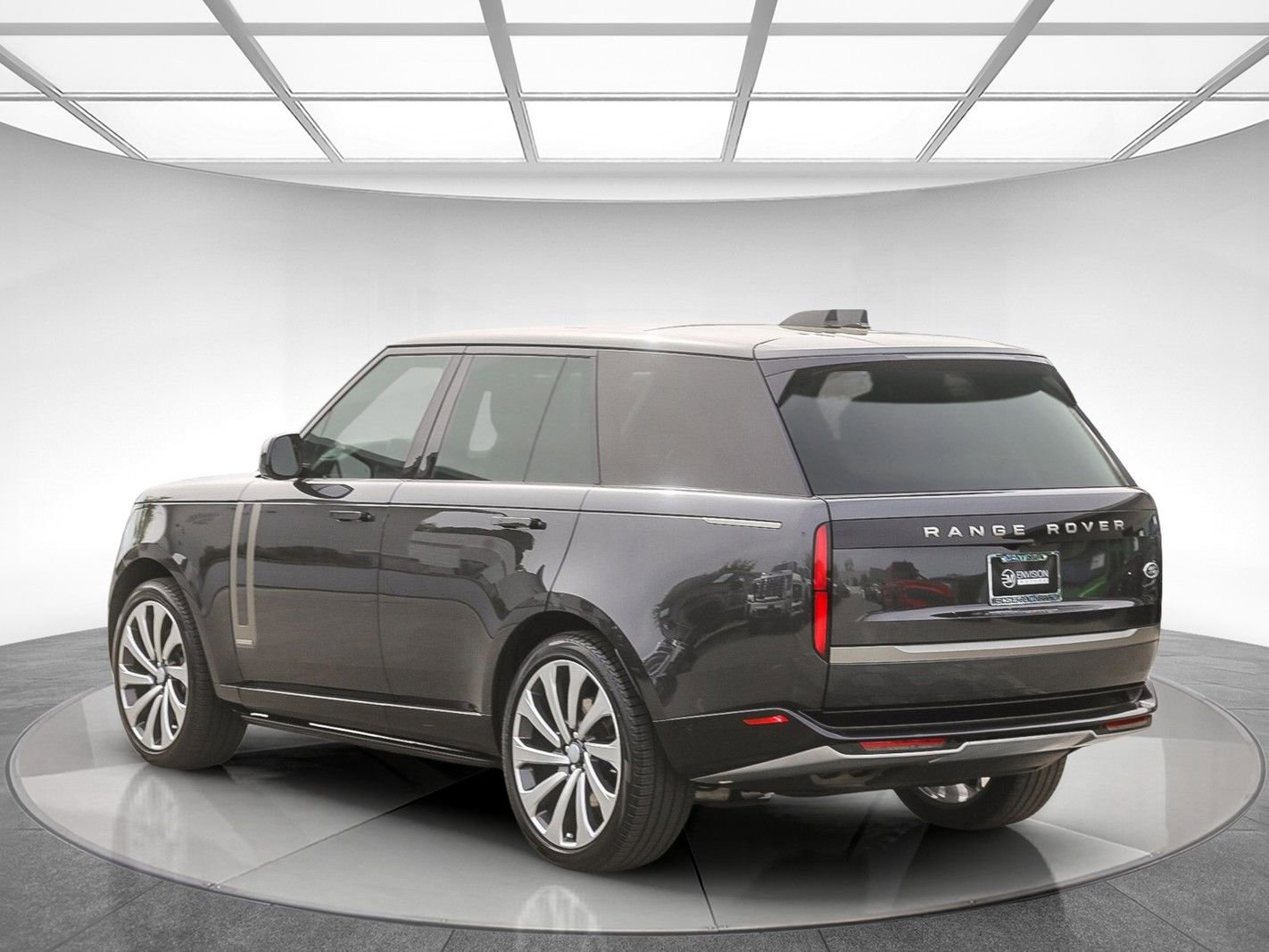 Used 2023 Land Rover Range Rover Autobiography image 2