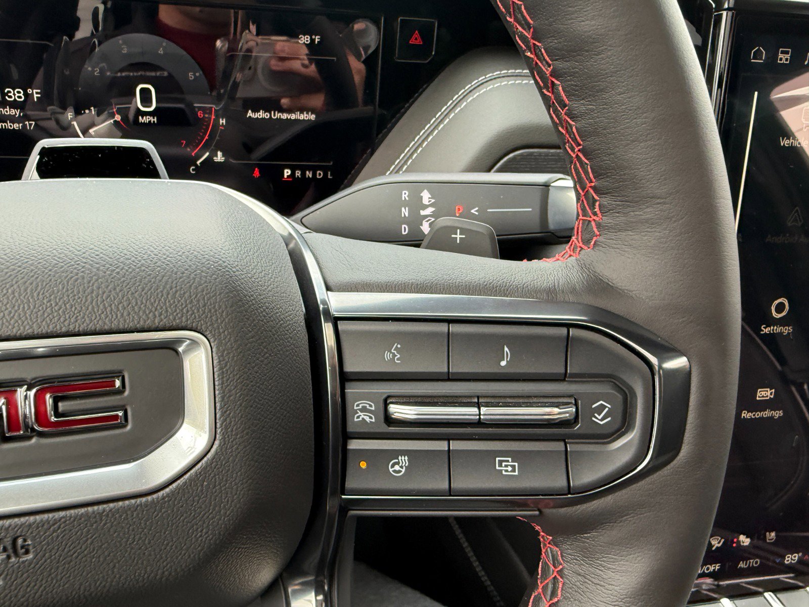 New 2026 GMC Yukon AT4 Ultimate w/ LPO, Illumination Package image 31