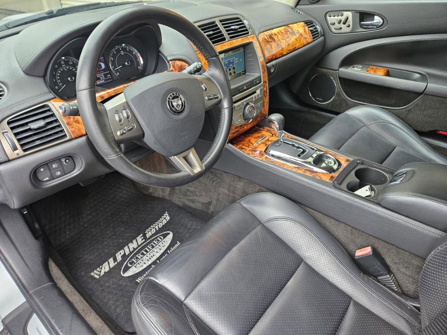 Used 2009 Jaguar XK Convertible image 17