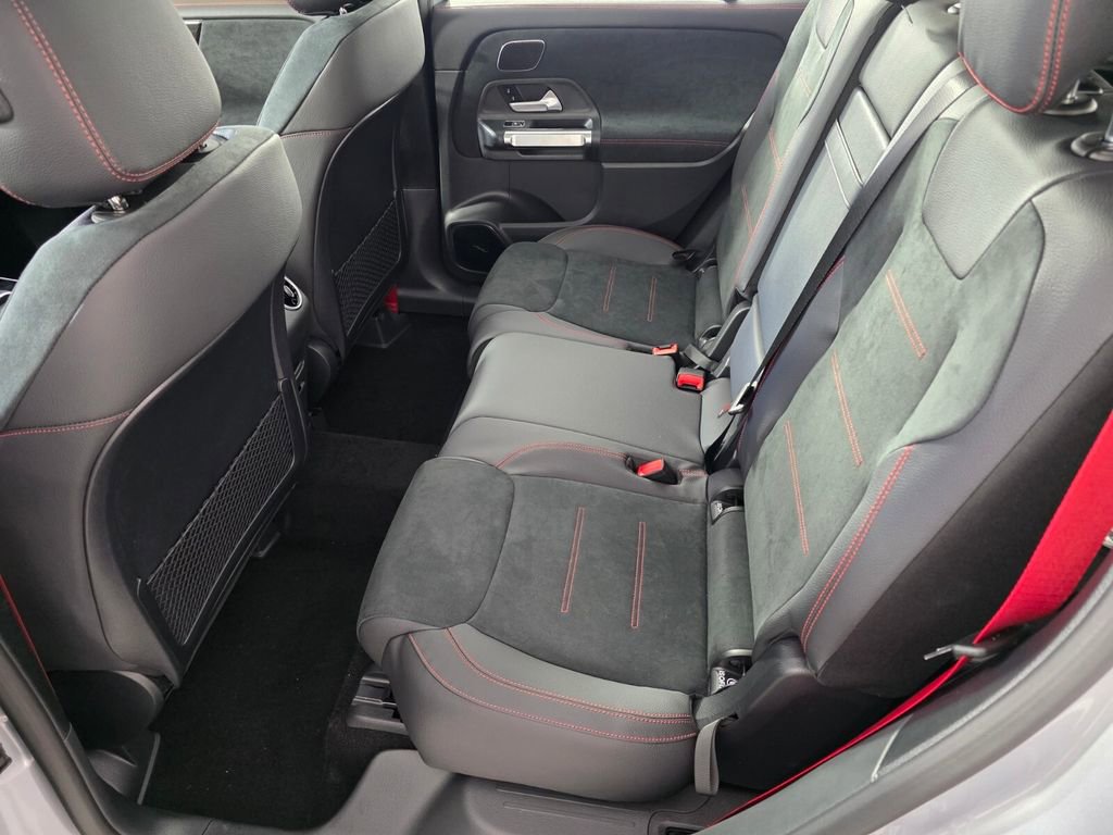 New 2026 Mercedes-Benz GLB 35 AMG 4MATIC image 11