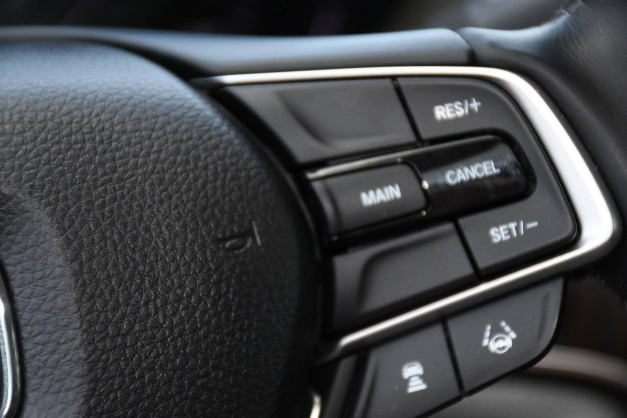Used 2018 Honda Accord EX-L image 31