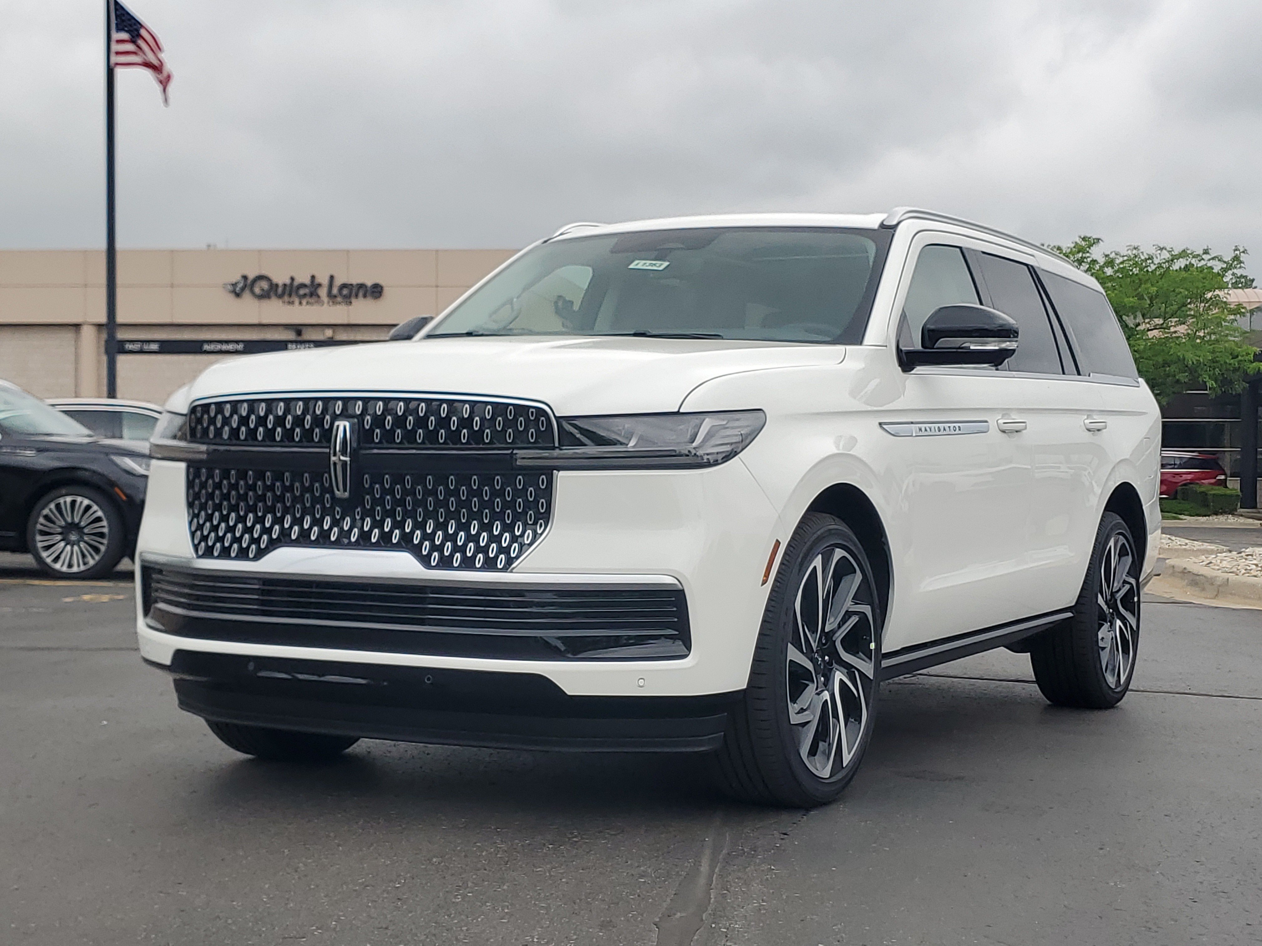 New 2026 Lincoln Navigator Reserve AWD/4WD video 2