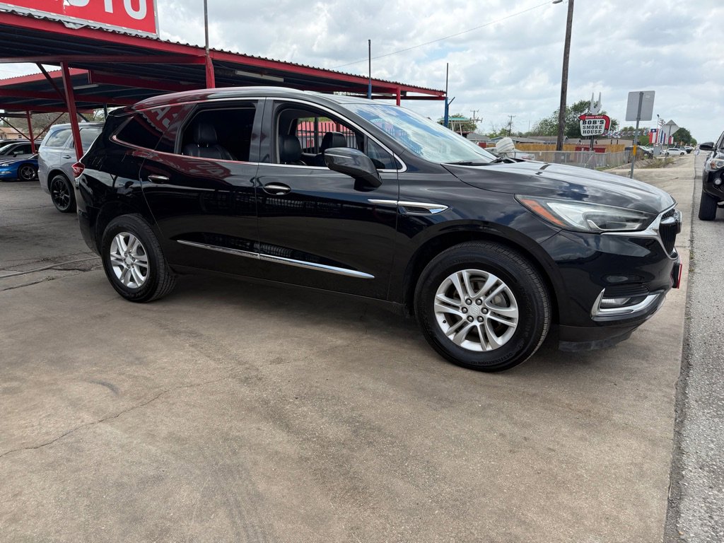 Used 2018 Buick Enclave Essence w/ Trailering Package FWD image 11