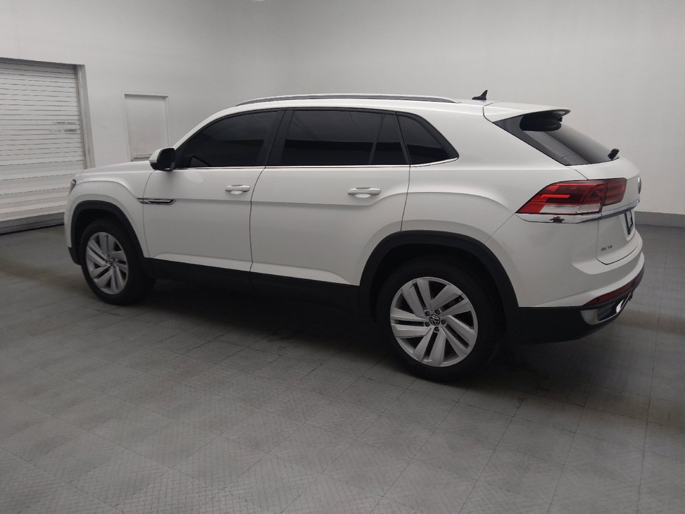Used 2021 Volkswagen Atlas Cross Sport SE FWD image 3
