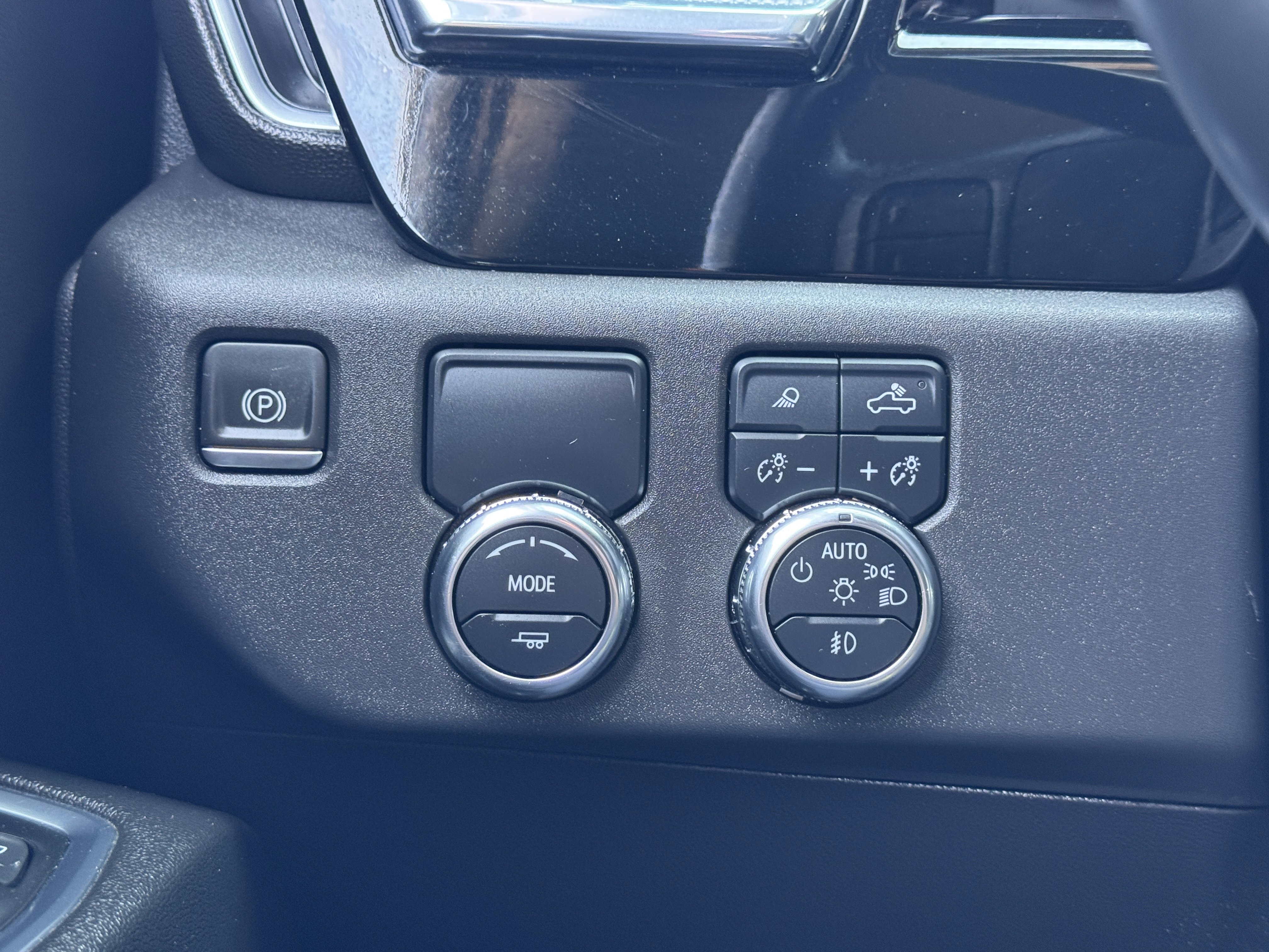 Certified 2024 GMC Sierra 1500 SLT image 32