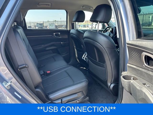 Used 2023 Kia Sorento S image 9