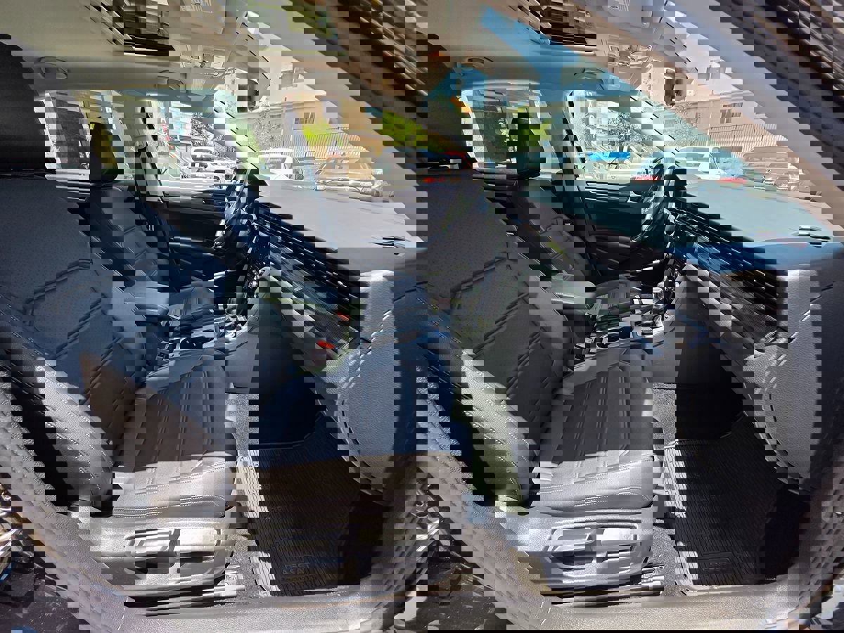 Used 2020 Volkswagen Passat 2.0T R-Line image 20