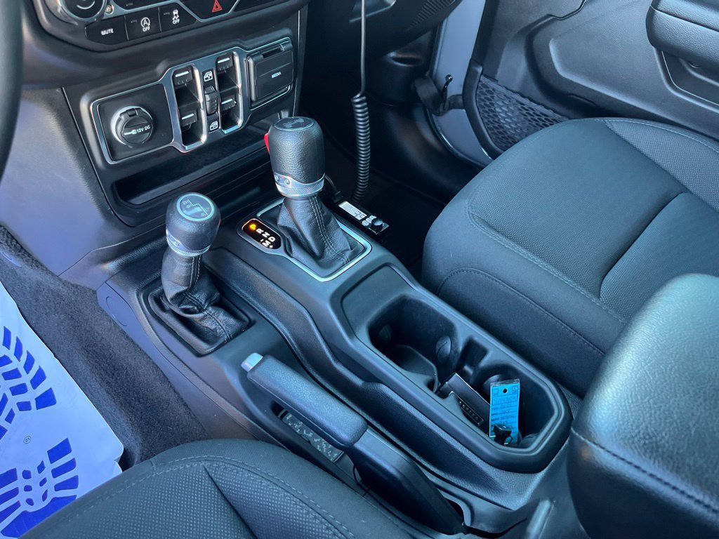 Used 2023 Jeep Wrangler Unlimited Sport AWD/4WD image 14