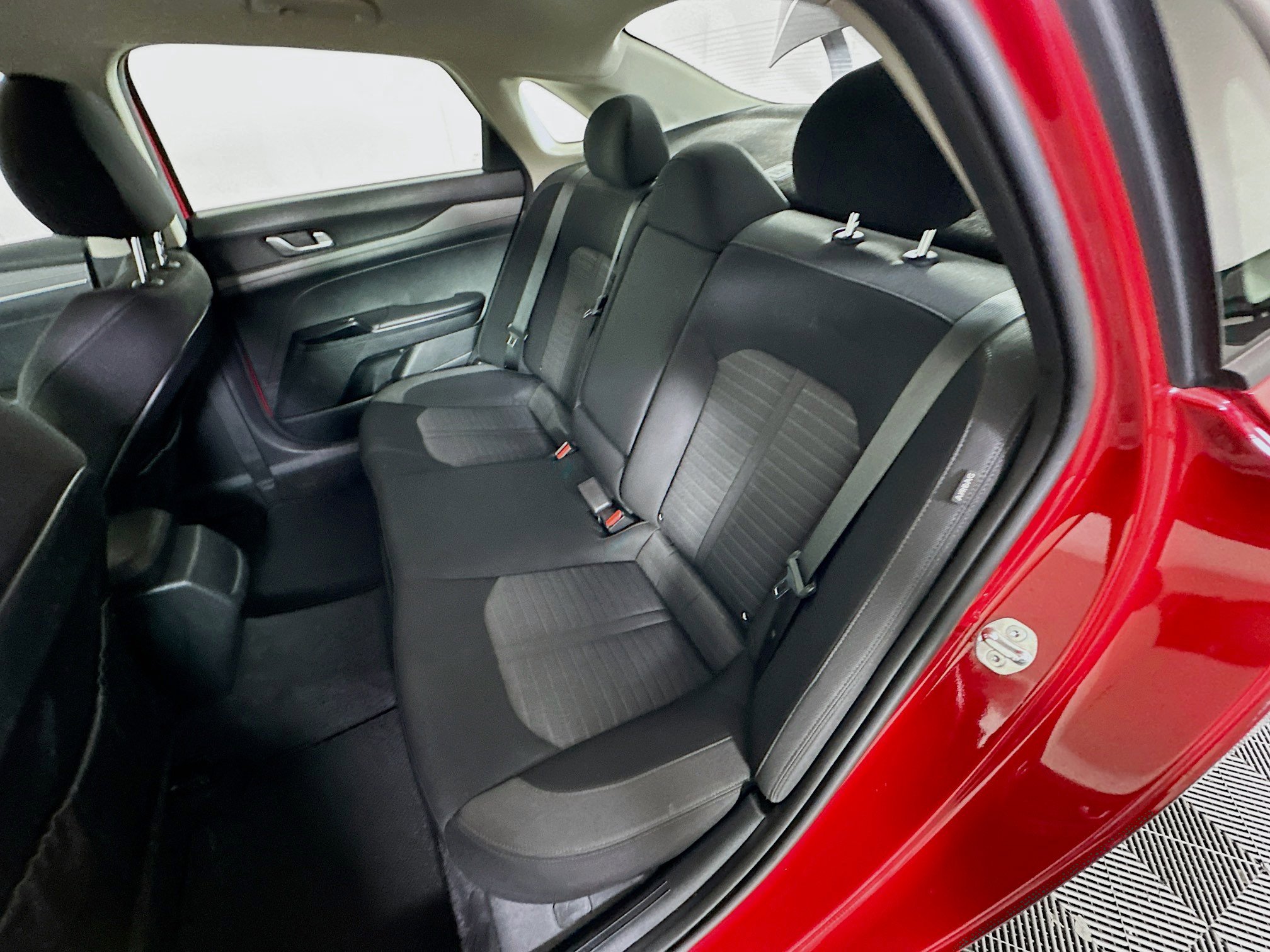 Used 2025 Kia K5 LXS image 26