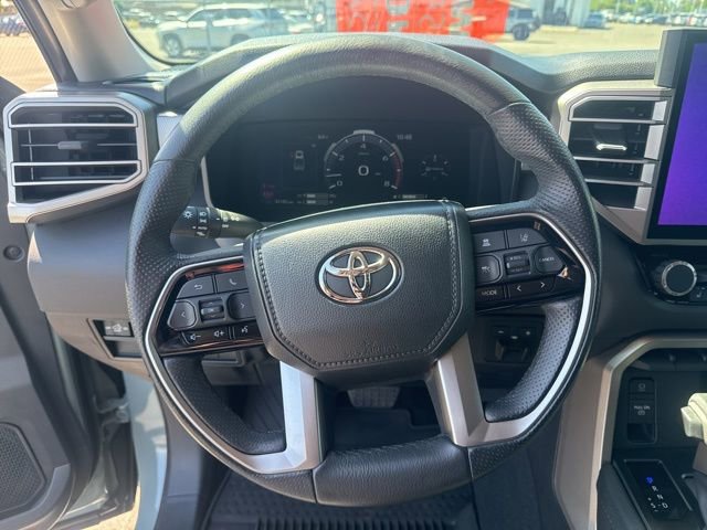 Used 2024 Toyota Tundra Limited AWD/4WD image 28