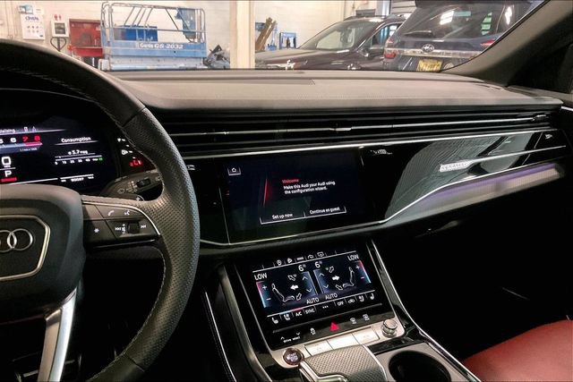Certified 2024 Audi SQ8 Premium Plus w/ S Sport Package AWD/4WD image 6