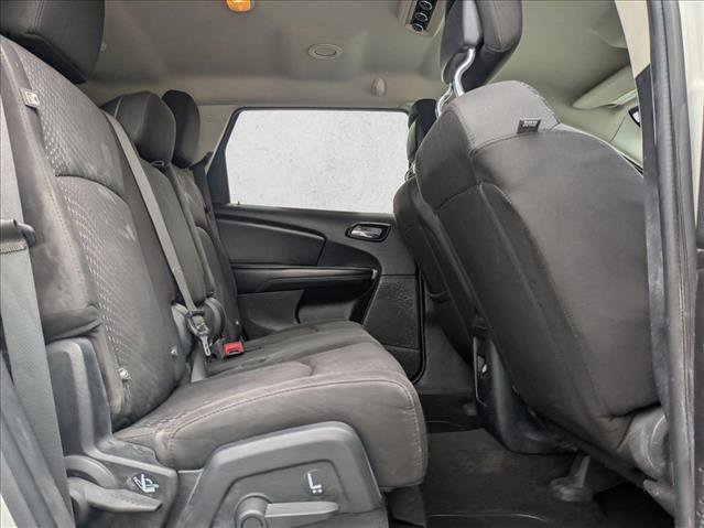 Used 2017 Dodge Journey SE w/ Flexible Seating Group image 17