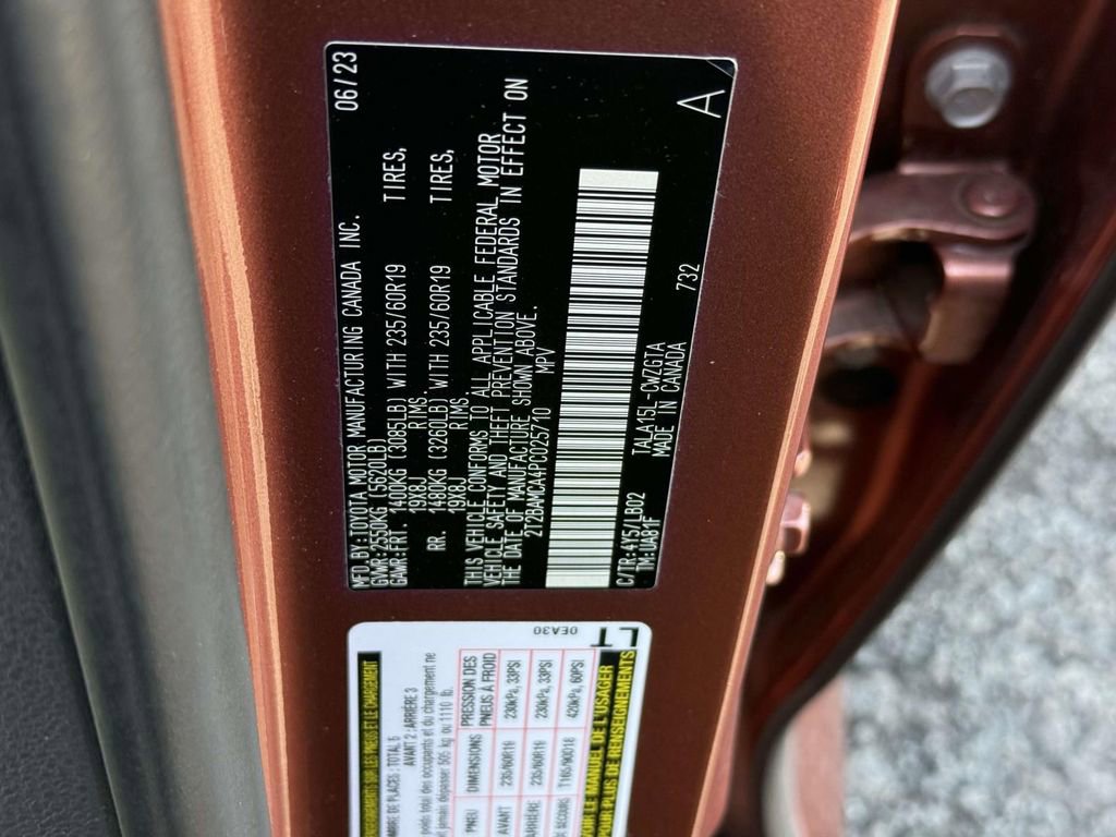 Used 2023 Lexus RX 350 Premium Plus w/ Accessory Package AWD/4WD image 31
