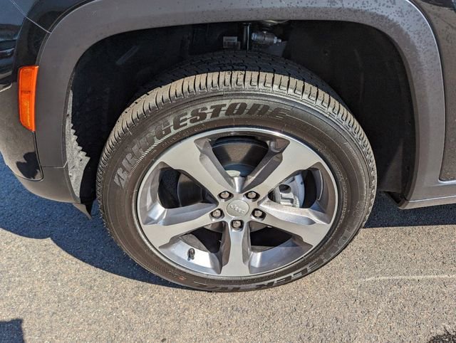 Used 2023 Jeep Grand Cherokee 4WD 4xe w/ Luxury Tech Group II image 27