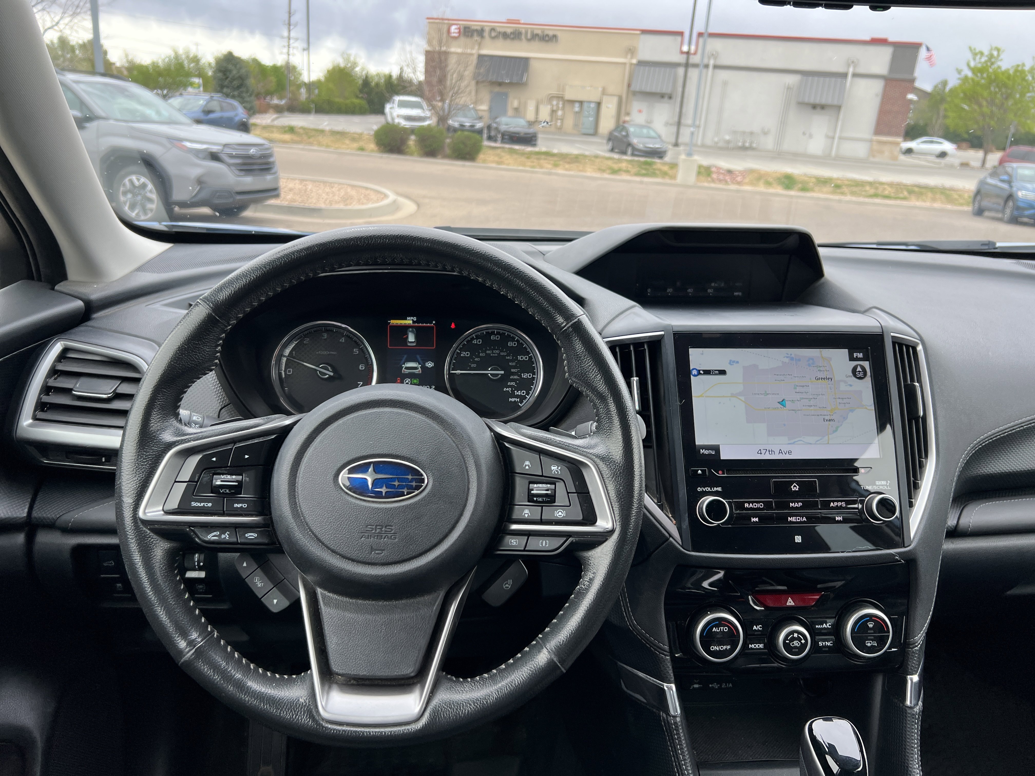 Used 2022 Subaru Forester Touring image 2