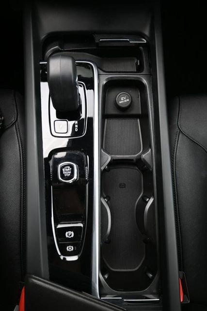 Used 2023 Volvo S60 B5 Plus w/ Climate Package image 12