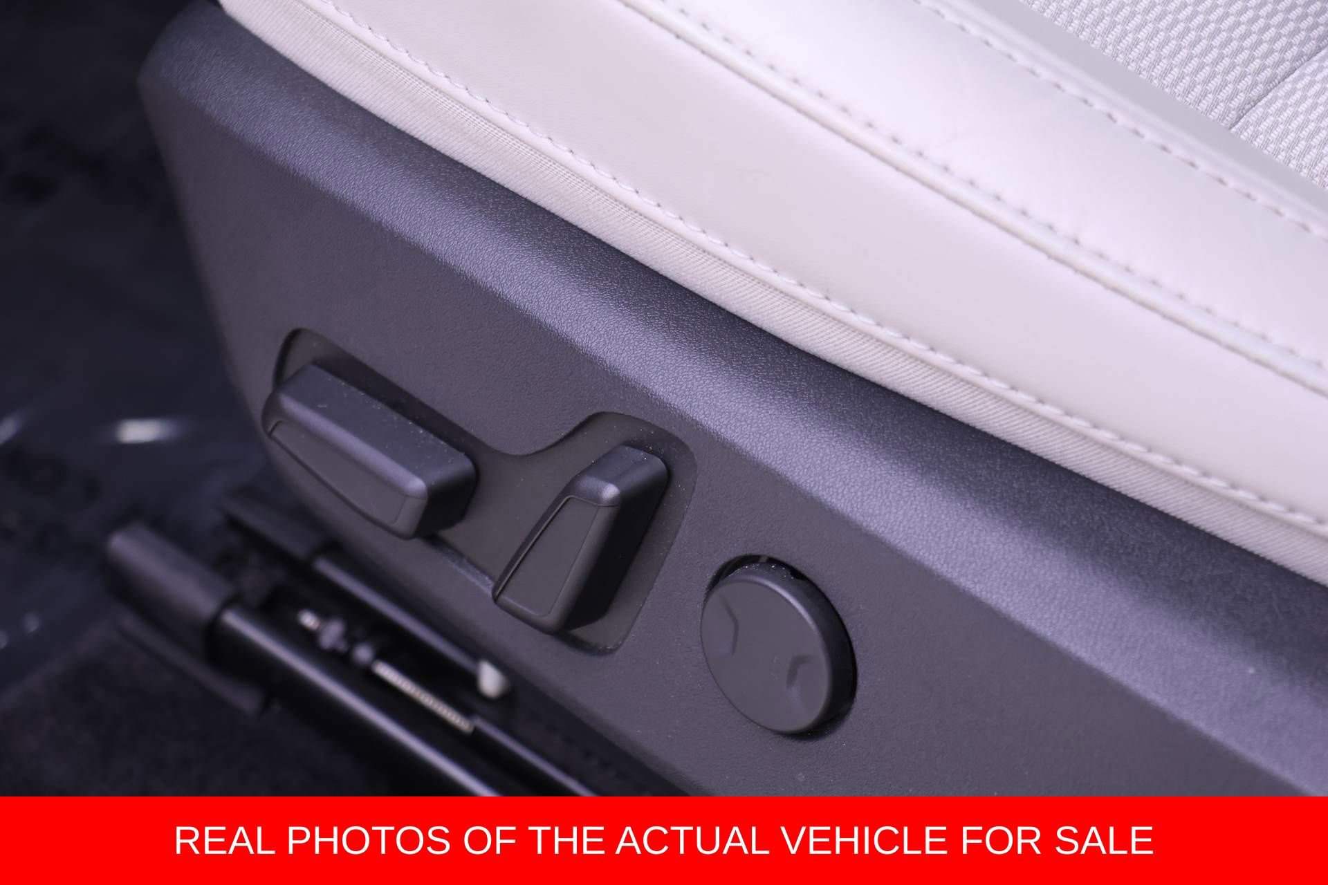 Used 2023 Kia Niro EX Touring image 15