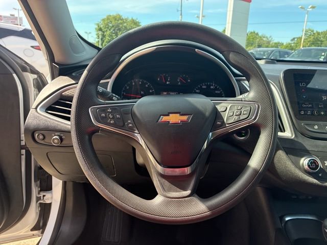Used 2024 Chevrolet Malibu LT image 21