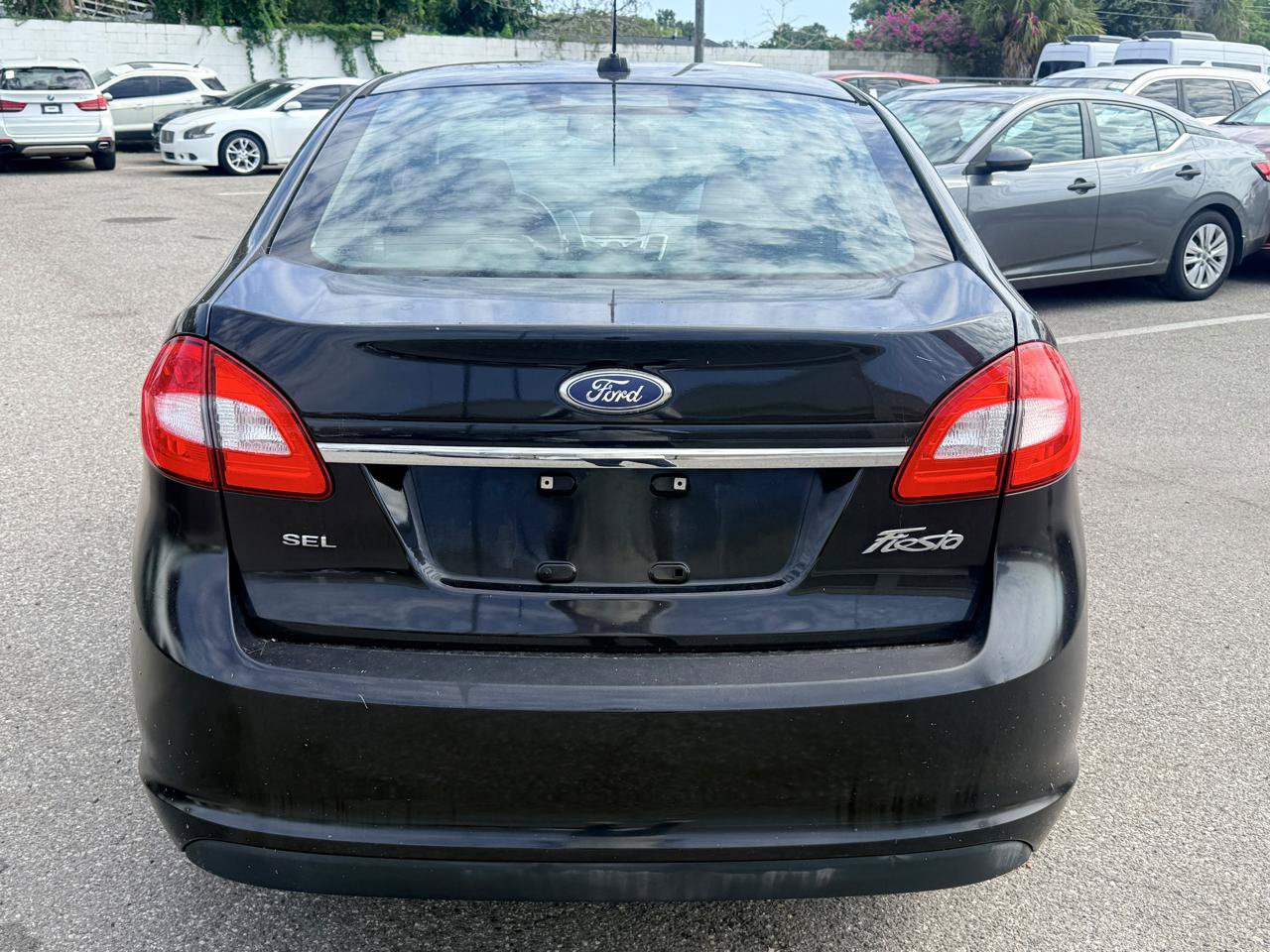 Used 2011 Ford Fiesta SEL w/ 301A Rapid Spec Order Code FWD image 6