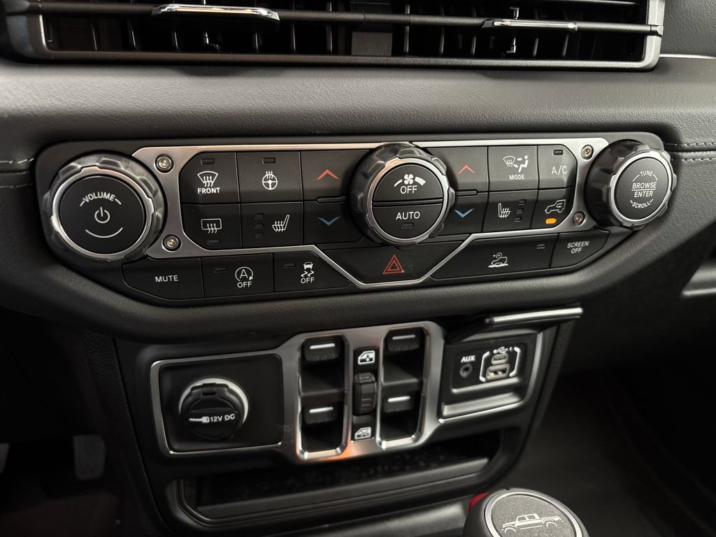 New 2026 Jeep Gladiator Sport AWD/4WD image 15