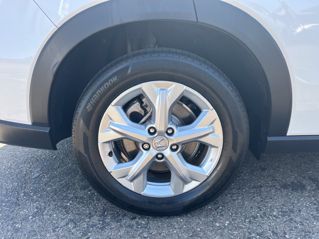Certified 2024 Honda HR-V LX image 38