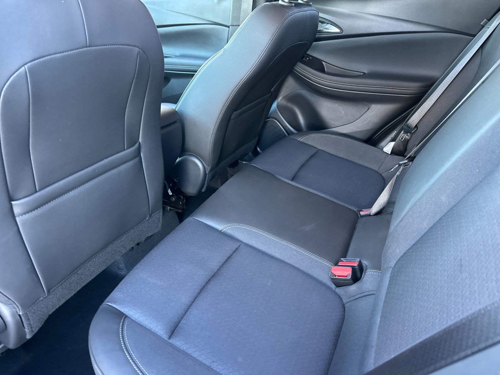 Used 2024 Buick Encore GX Preferred image 11