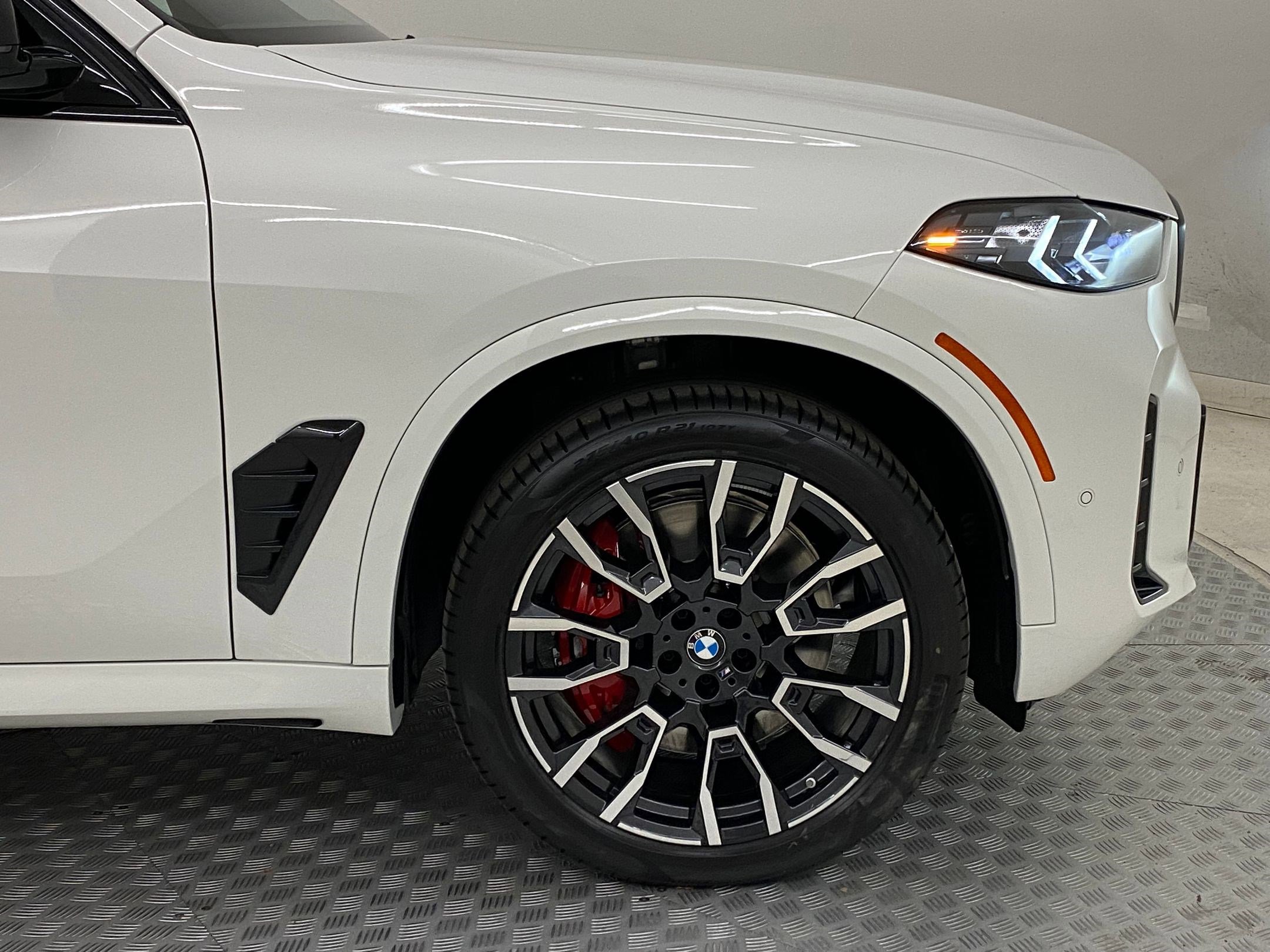 Used 2026 BMW X5 M60i image 10