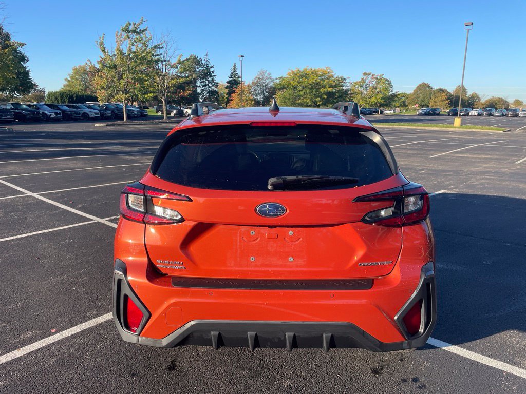 Used 2024 Subaru Crosstrek 2.5i Limited w/ Crosstrek Mirror Package AWD/4WD image 6