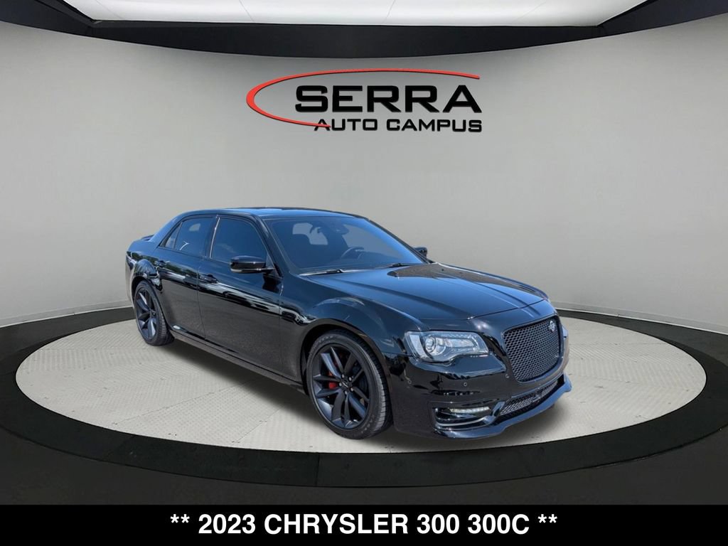Used 2023 Chrysler 300 C RWD image 15