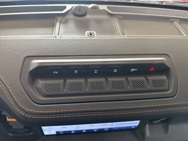 Used 2024 Ford Bronco Badlands image 36