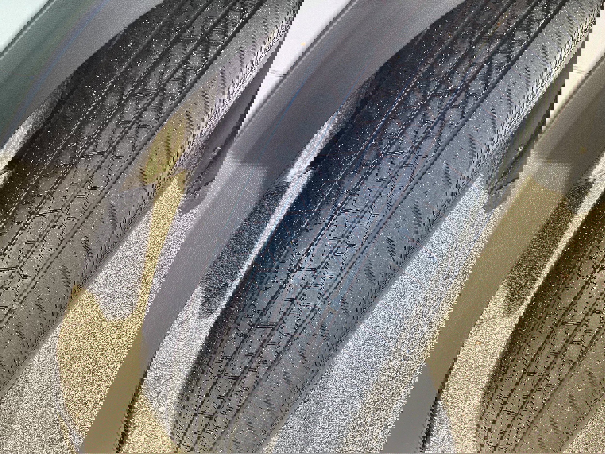 Used 2024 Volkswagen Atlas SE image 10