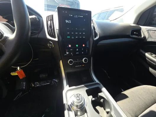 Used 2022 Ford Edge SE AWD/4WD image 11