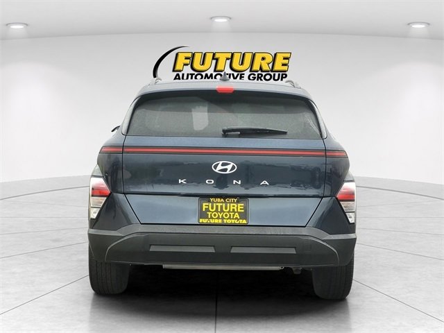 Used 2024 Hyundai Kona SEL image 6