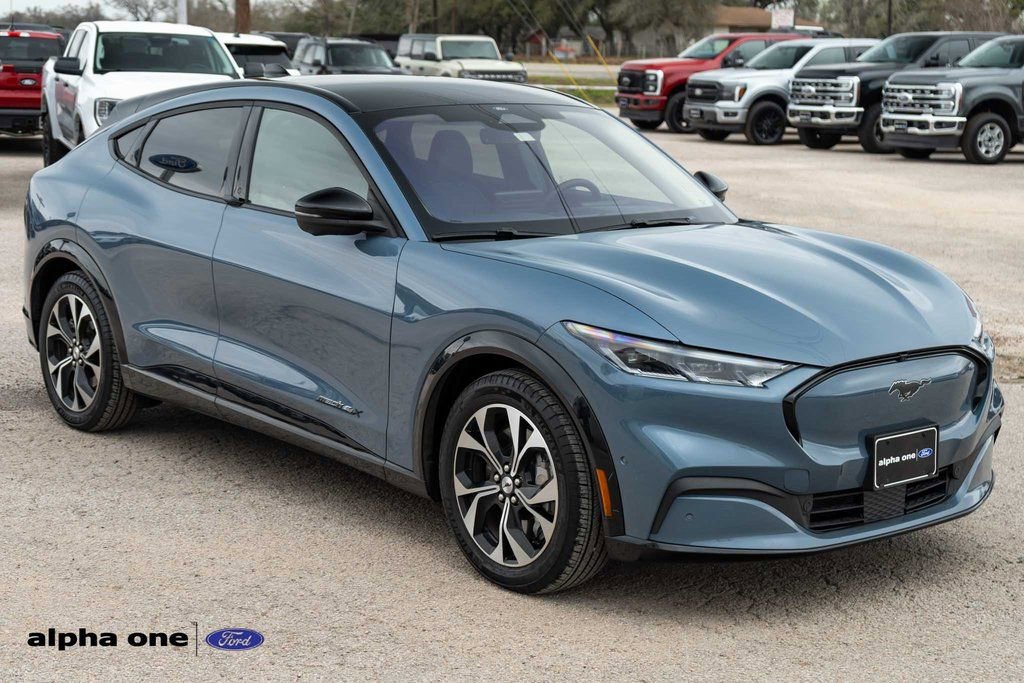 Used 2023 Ford Mustang Mach-E Premium image 2
