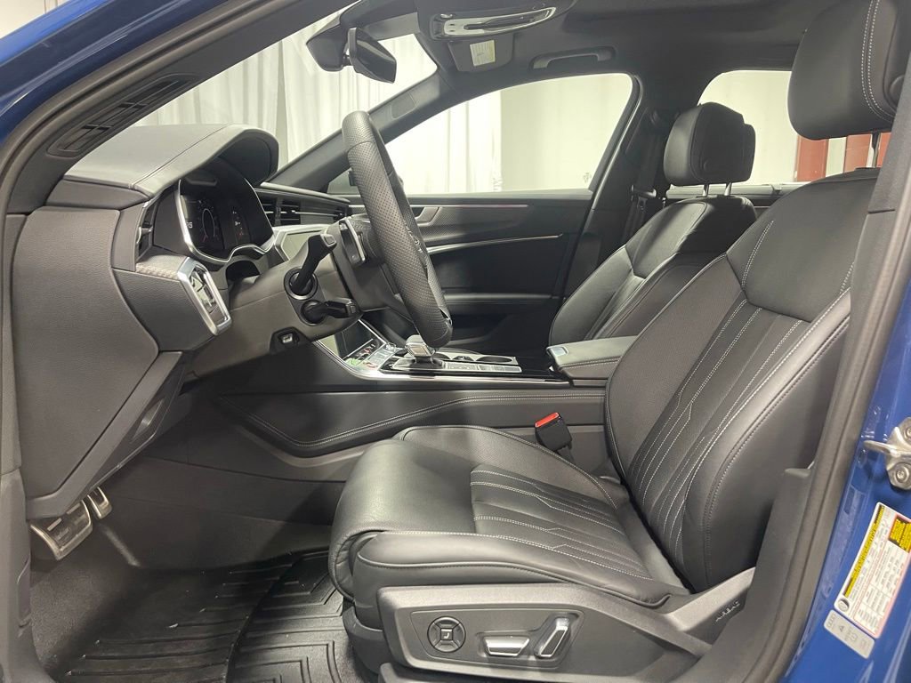 Used 2025 Audi RS 6 performance AWD/4WD image 20